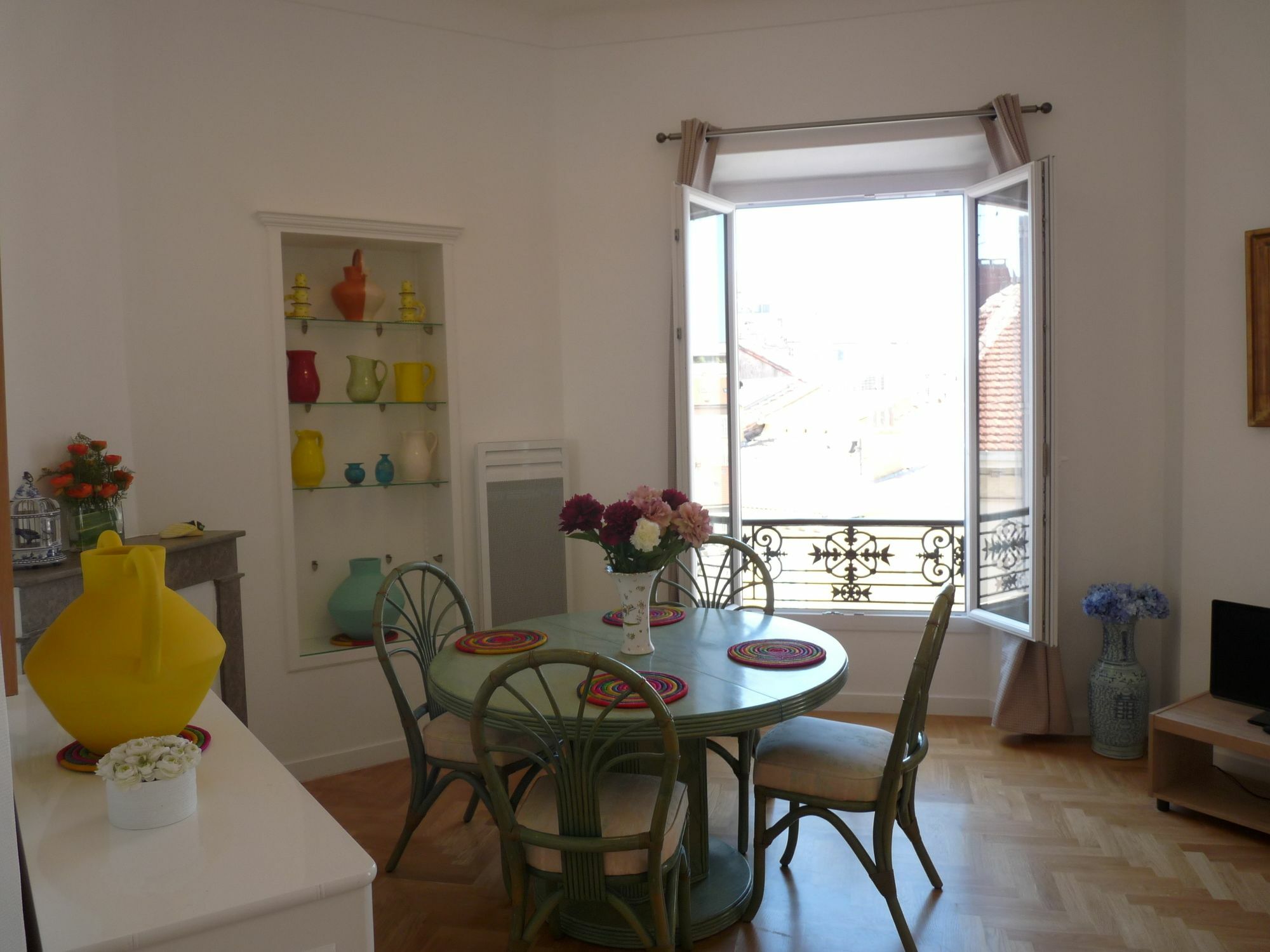 Apartment Pradignac 4